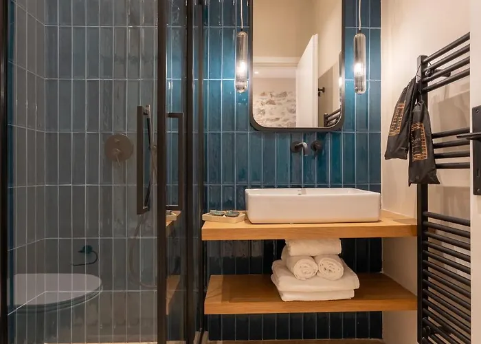 Nest In The To Mgmt Apartment